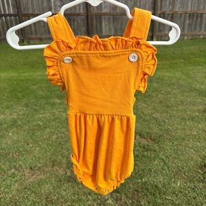 Marigold yellow bubble 12-18 months BGs Boutique GUC 1 snap broken